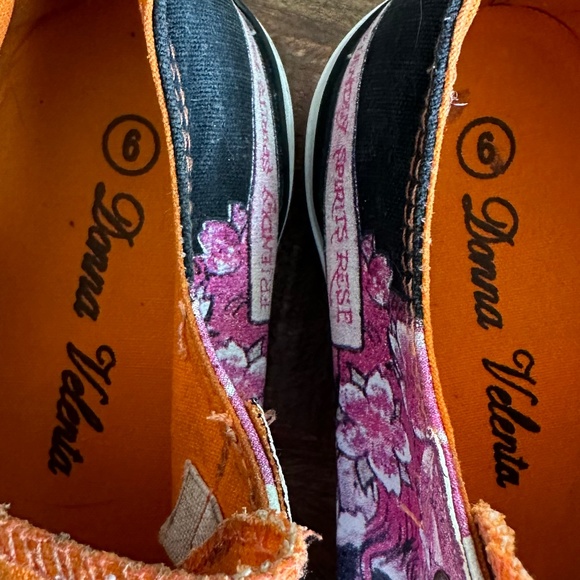 👟👟💀💀Donna Velenta skull slip on sneakers💀💀☠️ - Picture 2 of 13